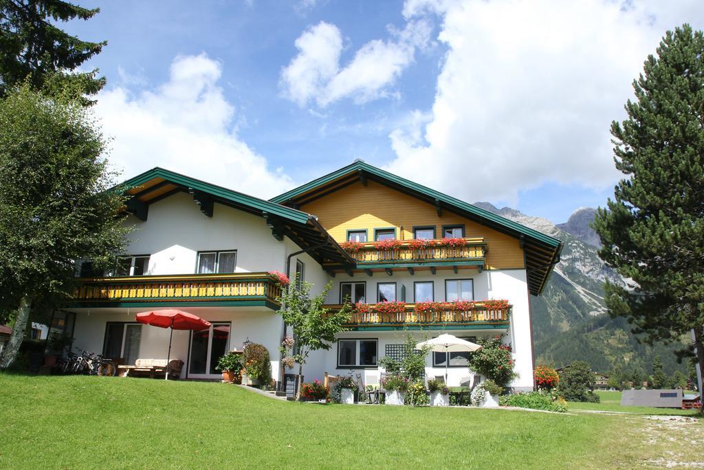 Apartmenthaus Dornroeschen Ramsau am Dachstein Exterior photo