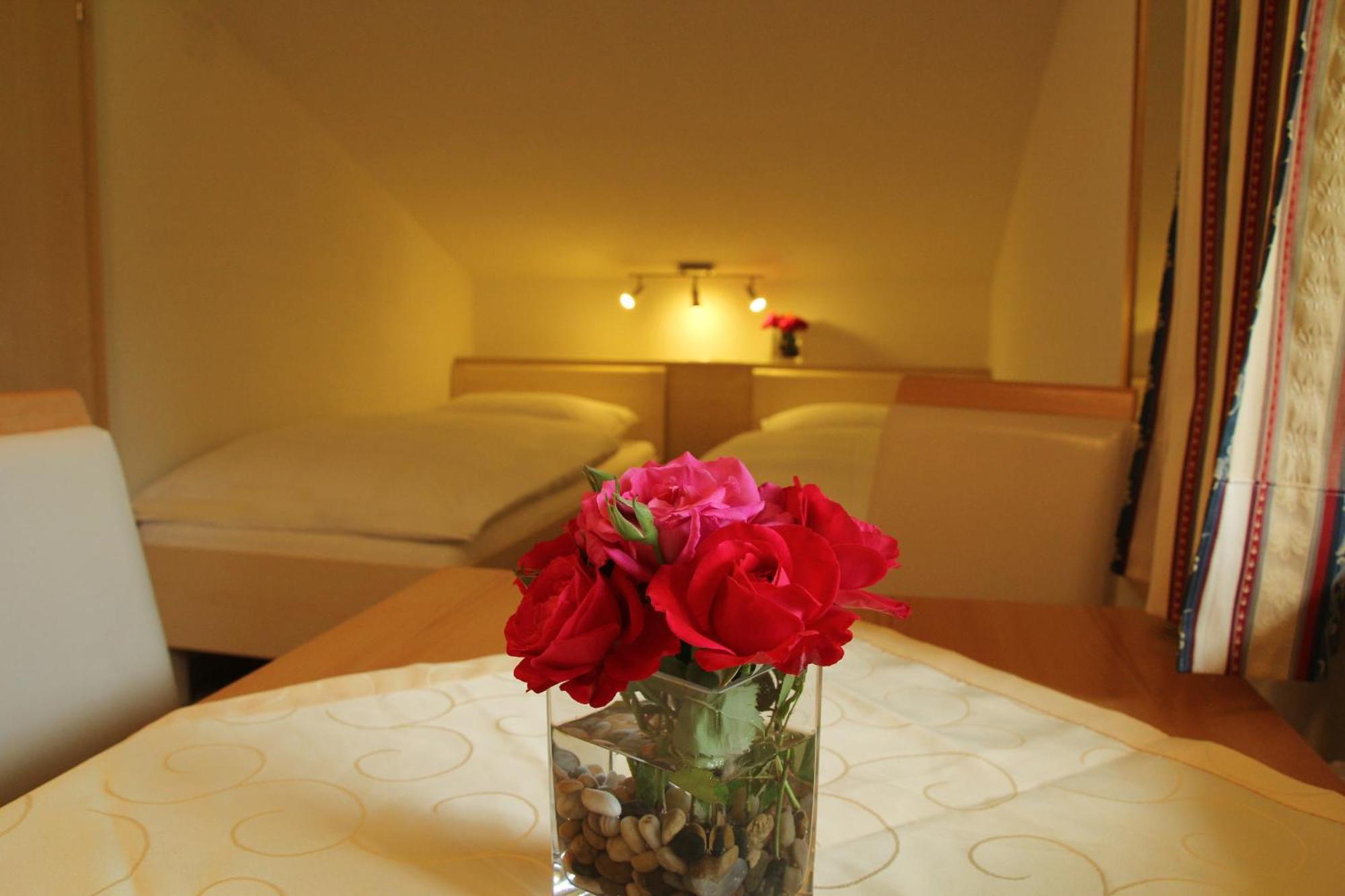 Apartmenthaus Dornroeschen Ramsau am Dachstein Room photo